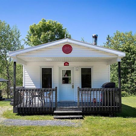 Camping Chalets Spas Pignons Rouges Saint Romain Exteriör bild