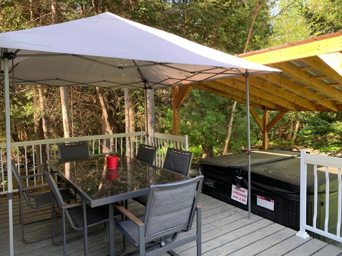 Camping Chalets Spas Pignons Rouges Saint Romain Exteriör bild