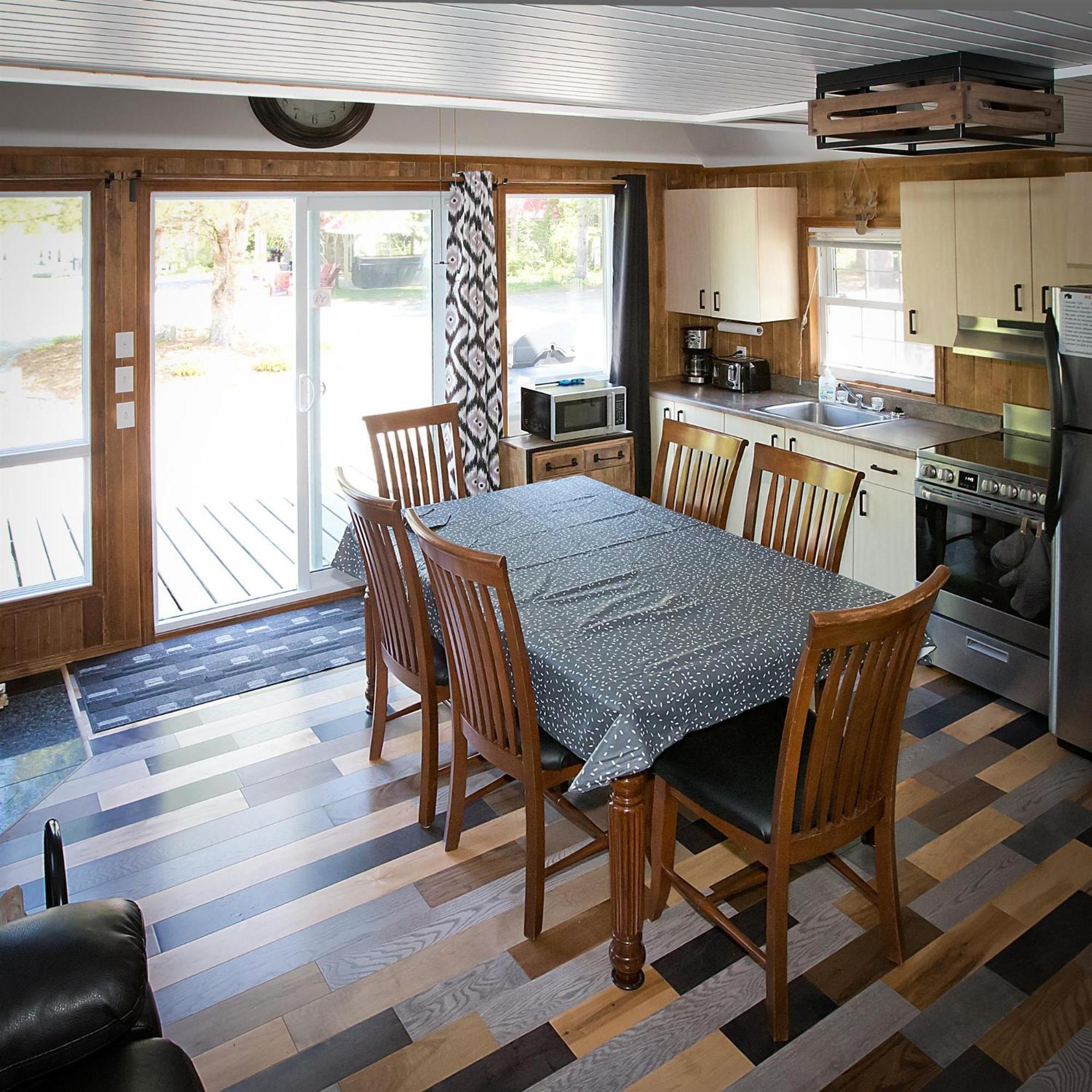 Camping Chalets Spas Pignons Rouges Saint Romain Exteriör bild